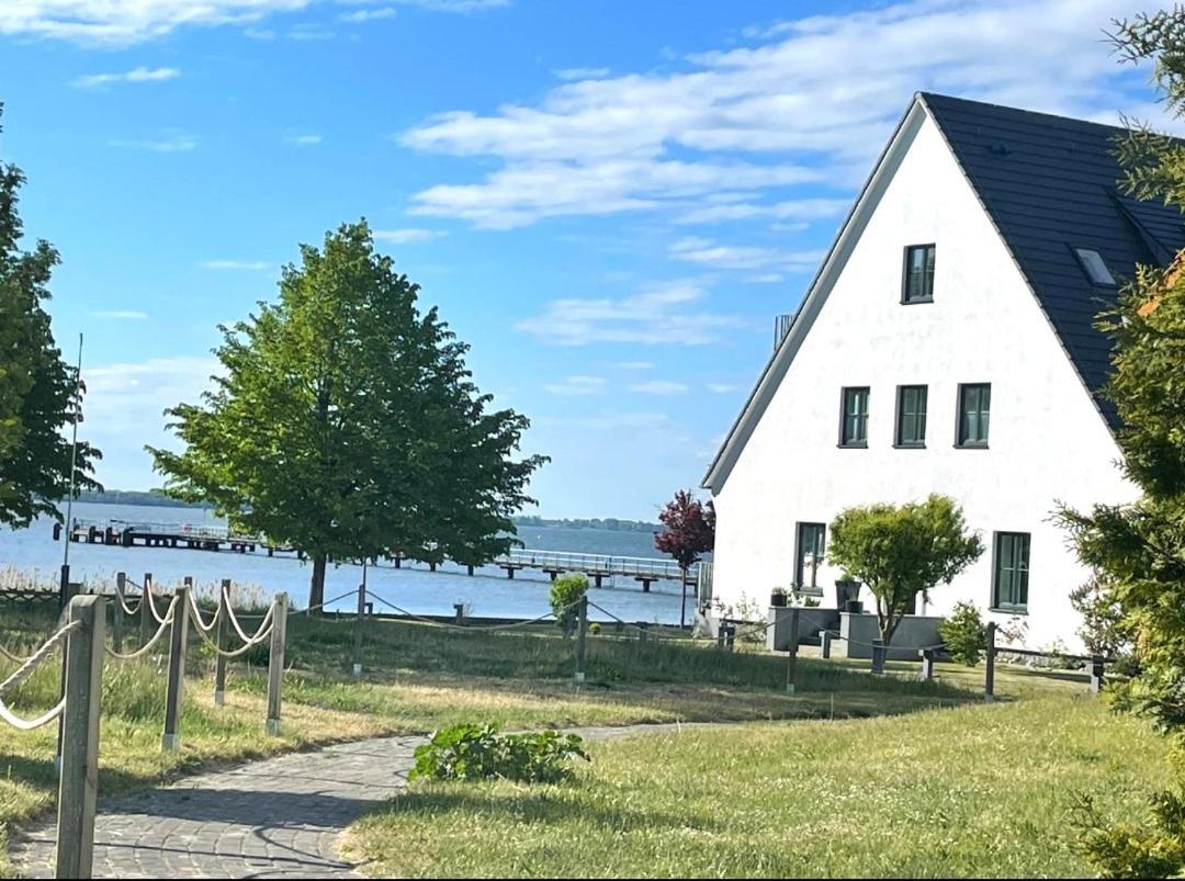 App 8O Grosser Tag Am Meer Mit Wasserblick Dranske Exterior foto